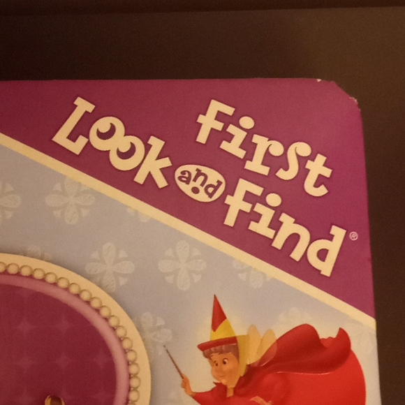 Disney Jumbo Sofia the First Learning Hardcover Book - Picture 4 of 7